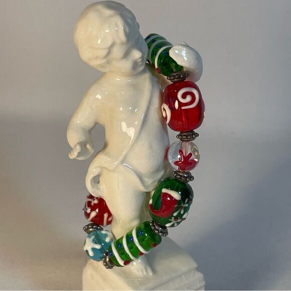 Christmas bracelet handmade lampworked glass beads stretchy bracelet - Picture 3 of 12